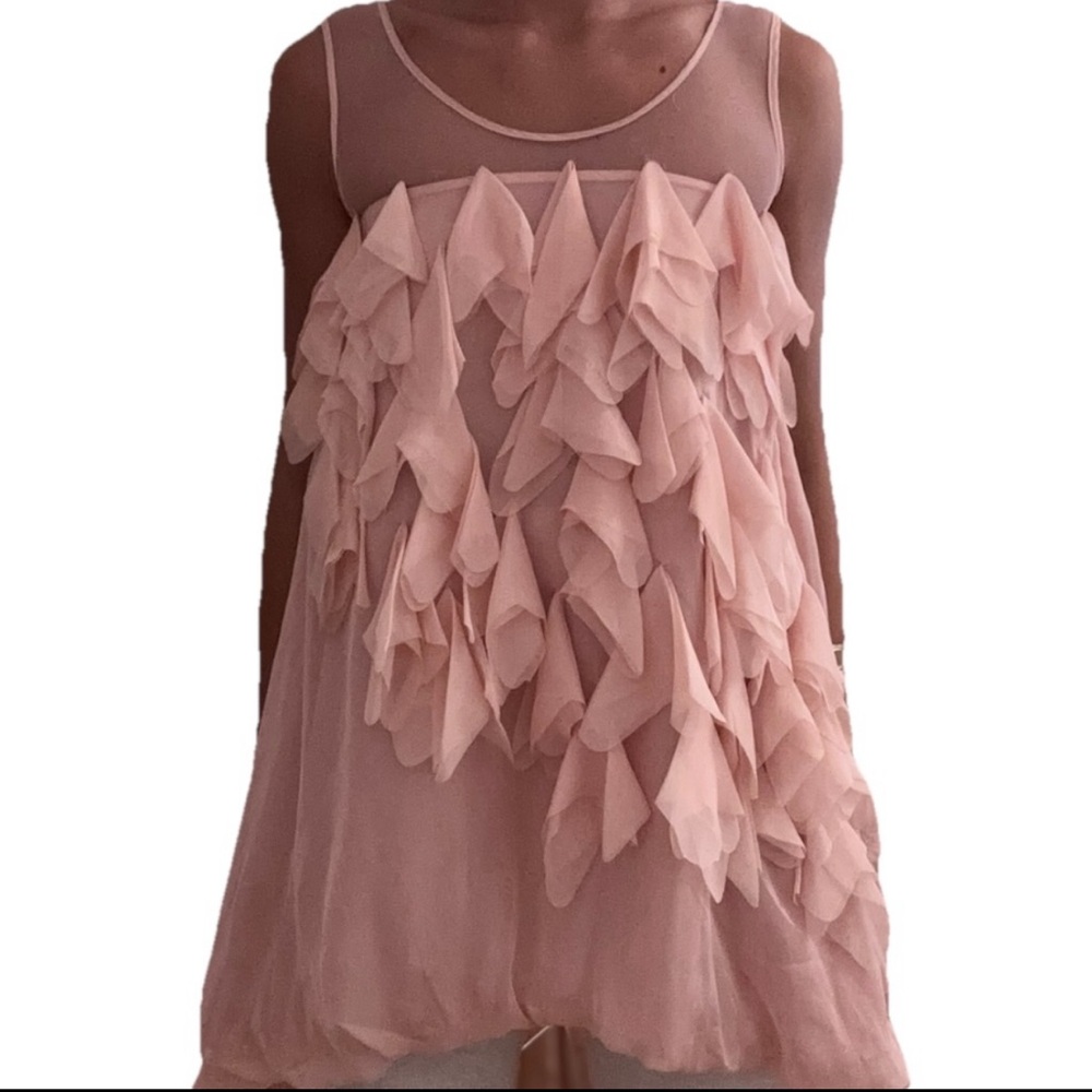NWT Romeo & Juliet Couture Peach Pink Ruffled Bubble Hem Petal High Low Blouse S